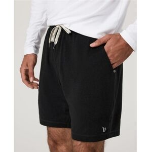 Vuori Ponto Performance Short in Black
